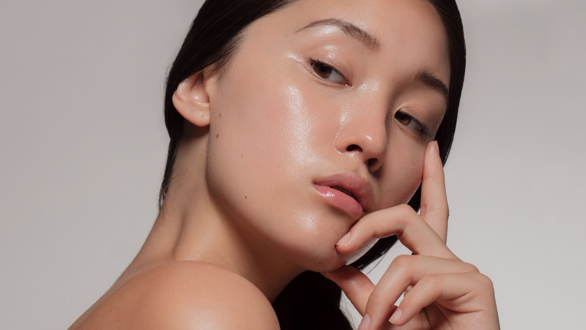 The Glass Skin Trend: A Shiny New Obsession or a Glass Ceiling for Real Skin?